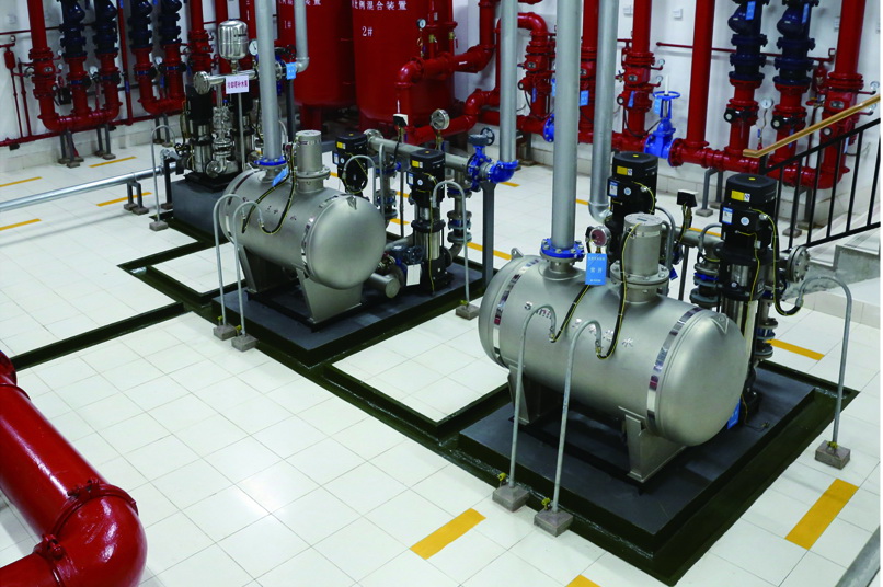 蕪湖時代金融中心消防泵房設(shè)備、管道安裝，泵房設(shè)備基礎(chǔ)、排水溝、支架細(xì)部做法